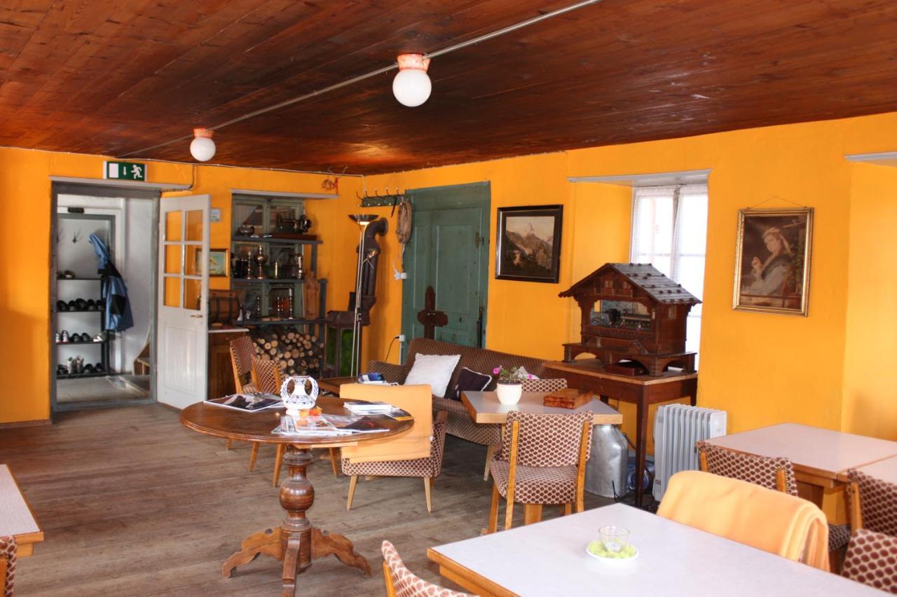 Edelweiss Mountain Guest House - 1 Hour Hike Up From Zermatt Station - On Hiking Trail - No Transport Exterior photo